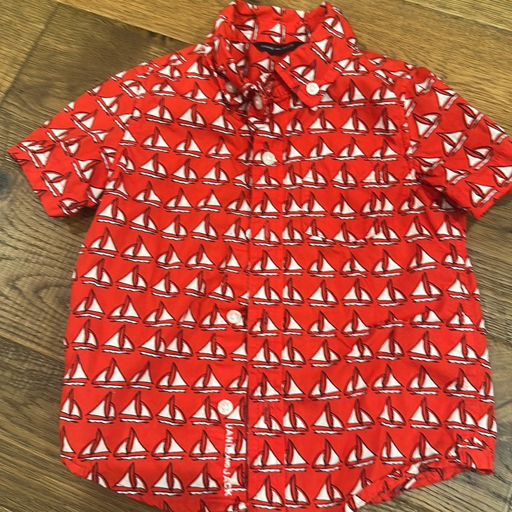 Jeanie and Jack red sailboat button down